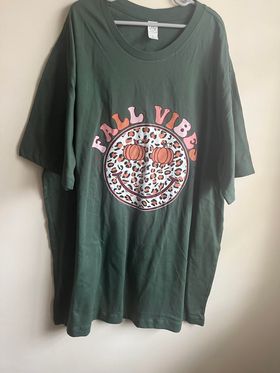 Fall Vibes Smile T Shirt Green Size Large