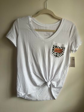 Oversized, pre tied pocket t shirt with Wrangler Cow Print Size XS